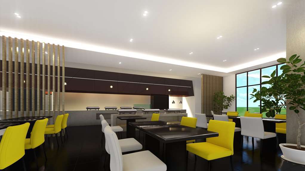 Hilton Garden Hotel 4*